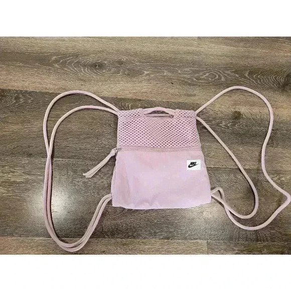 Nike light purple pull string bag‎ purse #r - Picture 1 of 5